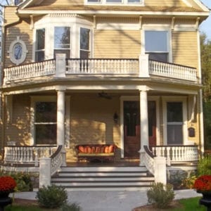 Curved porch railing