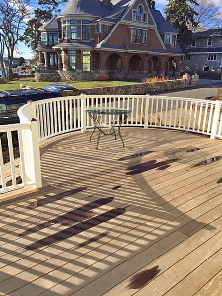 Curved deck rail with square balusters