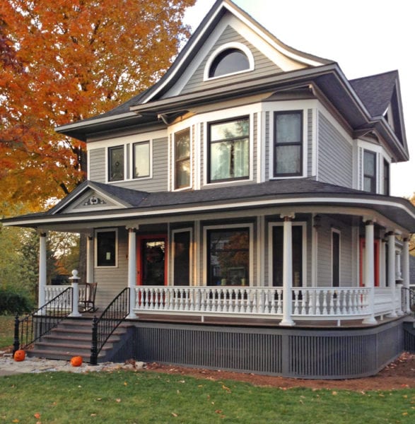 Porch featuring Victorian Spindles and Curved Rail