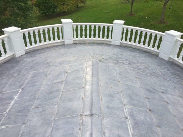 Rooftop wood porch spindles