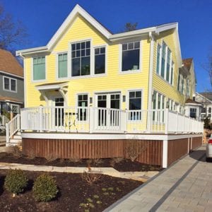 Curved deck railings